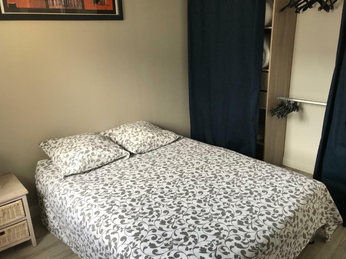 2 Pieces Centre Et Appartement *